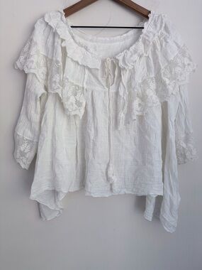 Cottage white top blouse ruffled lightweight oversized flowy floral lace fairy
